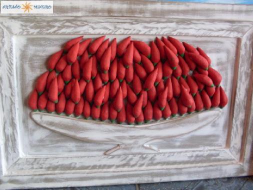 Artesanato em Madeira - Quadro de Pimenta