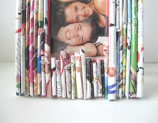 Porta retrato reciclado feito com folhas de revista