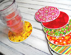 Porta copos feito com CD's velhos