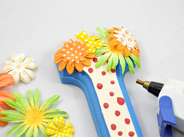 Inicie a colagem de flores