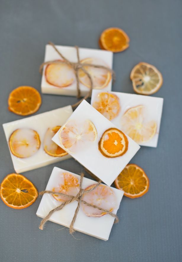 sabonete com laranja desidratada