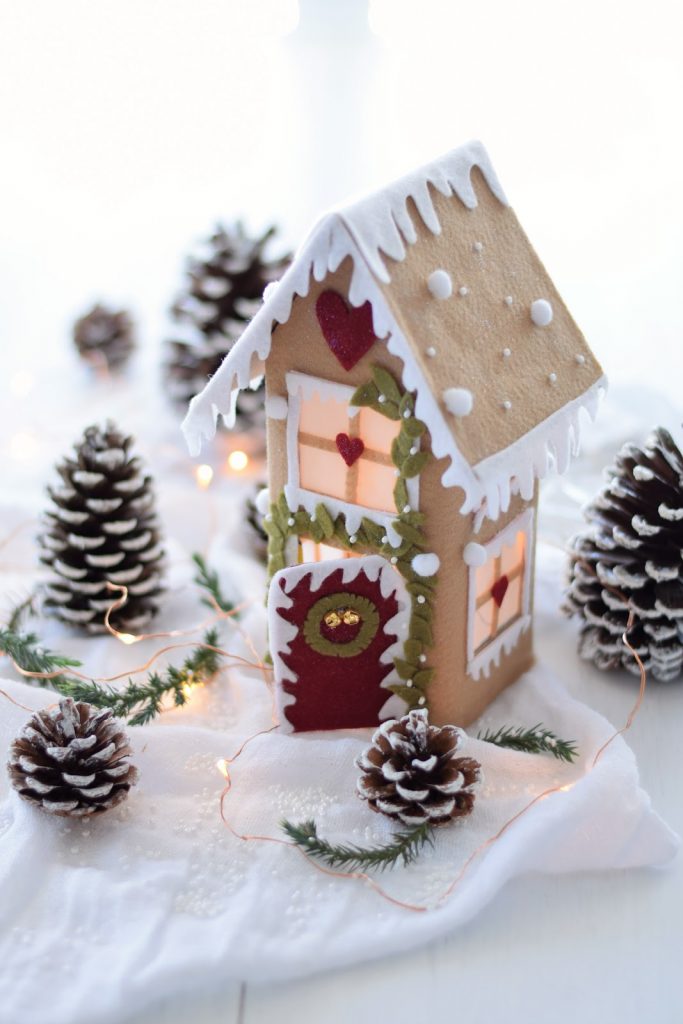 casinha de natal de caixa de leite