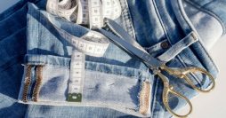 Como Fazer Barra de Calça Jeans Perfeita