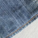 Como fazer barra original em calça jeans
