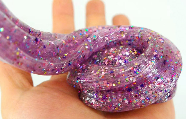 como fazer slime com glitter