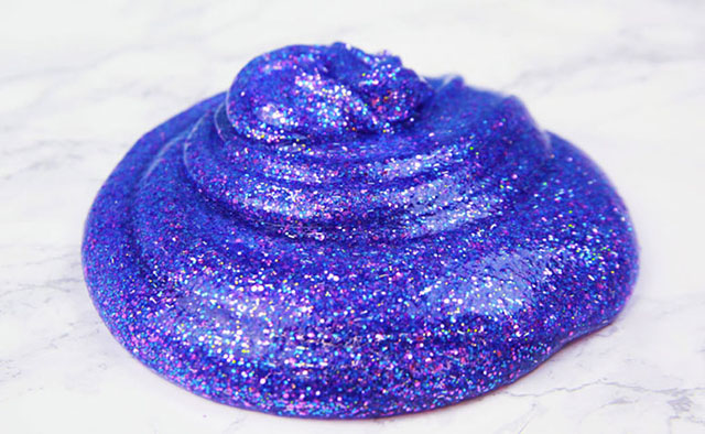 como fazer slime com glitter