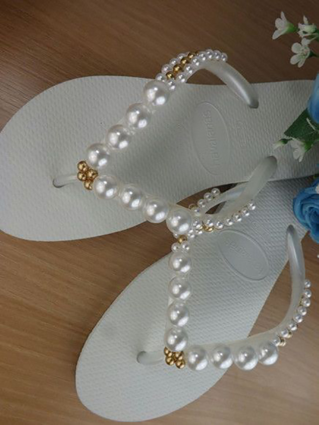 sandalias havaianas decoradas com miçangas passo a passo