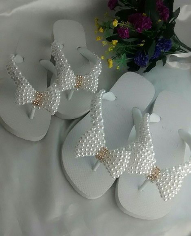 sandalias havaianas decoradas com miçangas passo a passo