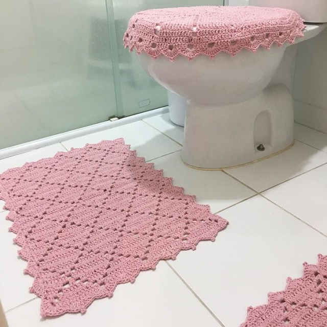 tapete de crochê para banheiro