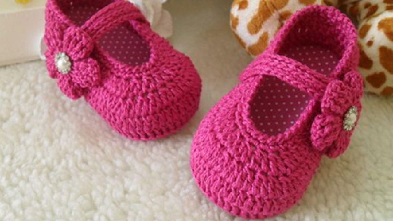 sapatinhos de la em croche para bebe