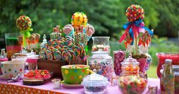 como montar mesa de doces