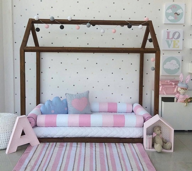 quarto montessoriano simples