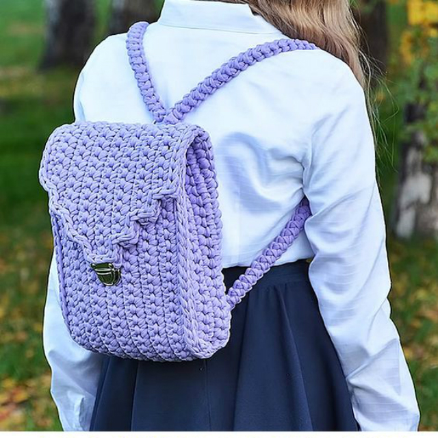 mochila de crochê da moda