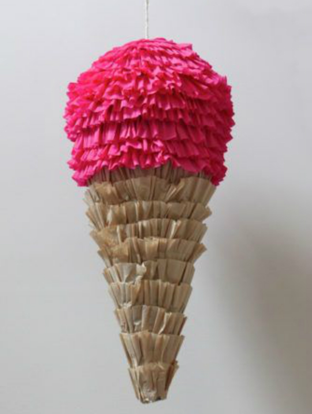 Pinhata de papel crepom