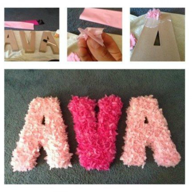 Letras com papel crepom em tons de rosa