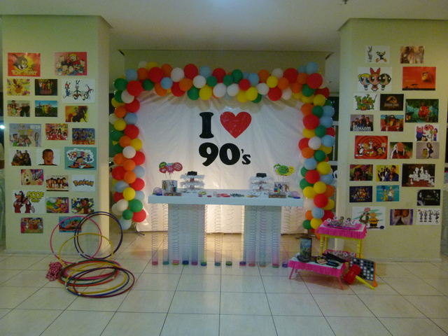 Decoração festa anos 90