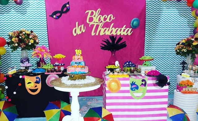 Festa com tema Carnaval