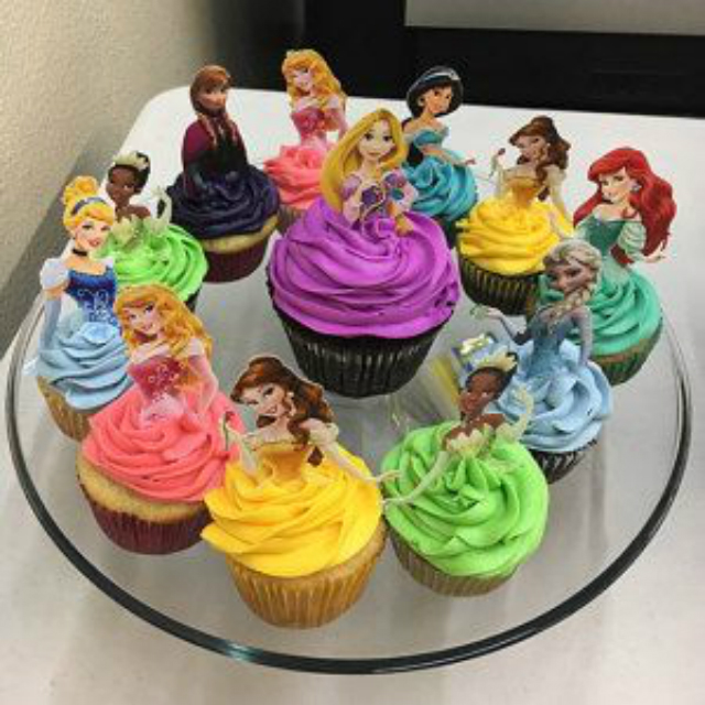 Cupcake com as princesas da Disney 