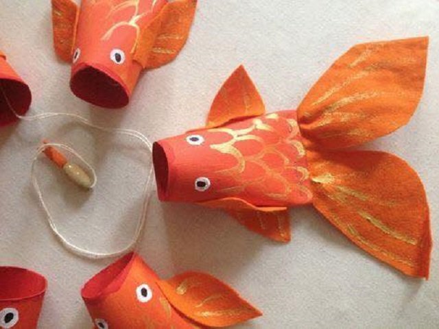 Peixe de rolo de papel higiênico