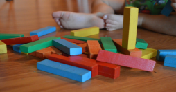 15 Ideias de Brinquedos Reciclados Educativos para Fazer em Casa