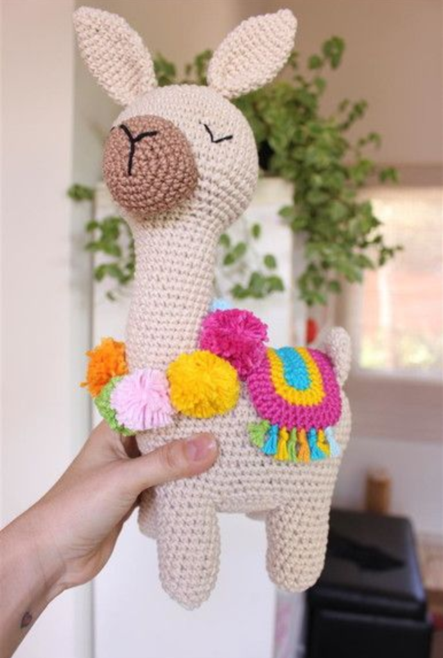 Lhama de amigurumi