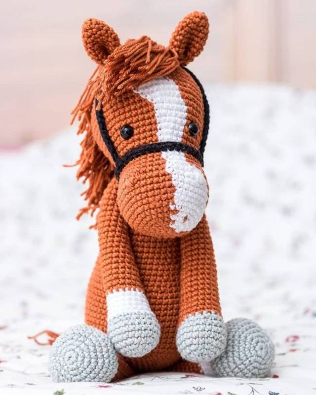 Cavalo de amigurumi