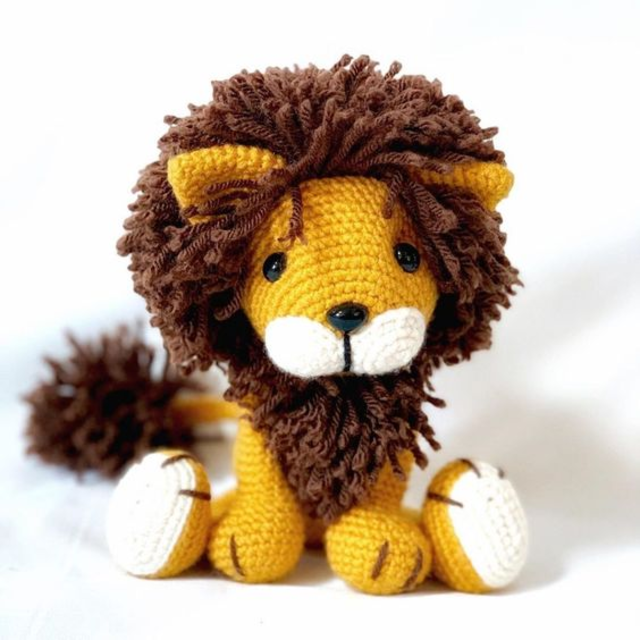 Leão de amigurumi