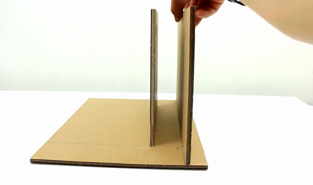 Organizador de mesa passo a passo feito em papelão