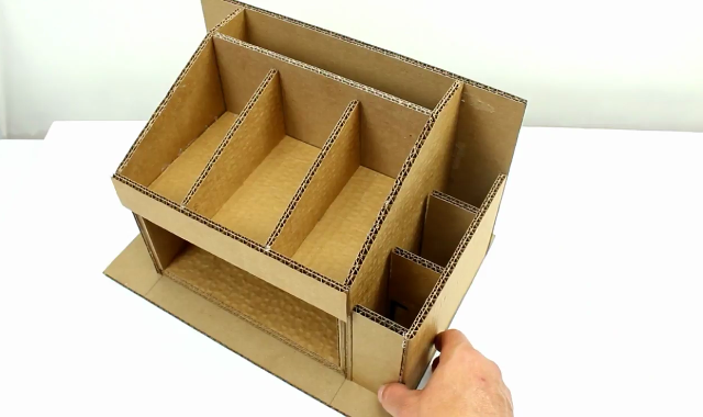 Organizador de mesa passo a passo feito em papelão