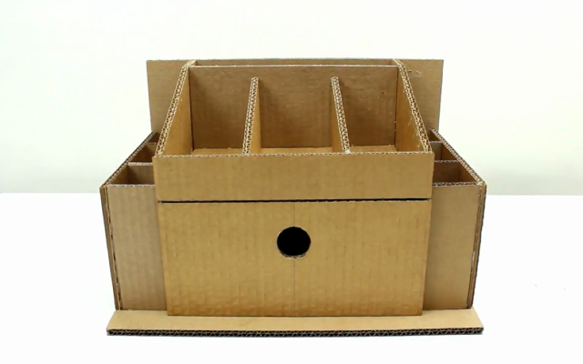 Organizador de mesa em papelão