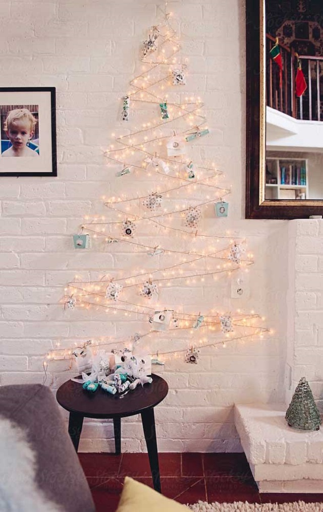 Árvore de Natal de parede com  pisca pisca