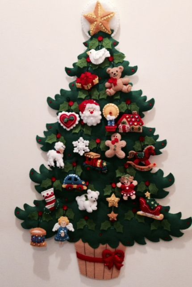 árvore de natal artesanal de feltro