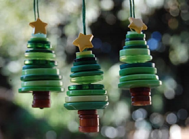 Ornamentação de Natal com botões