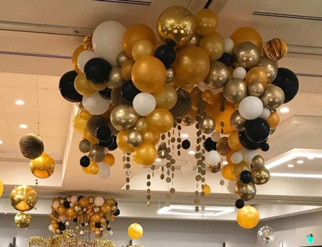 Decoração de Ano Novo com balões