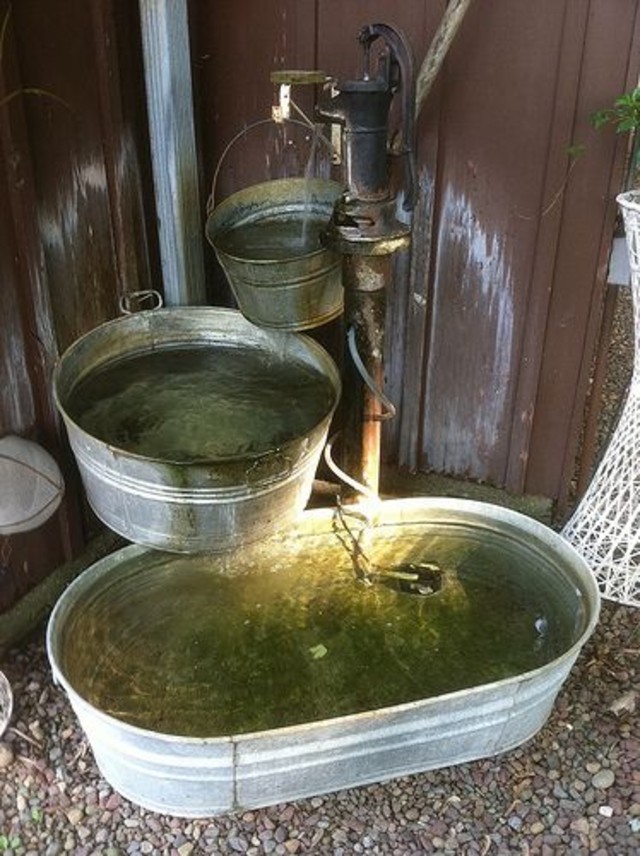 ideias para decorar jardim com material reciclado