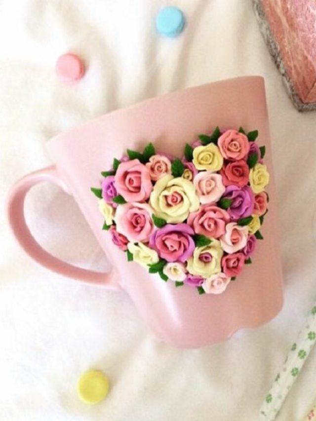 Canecas decoradas com biscuit