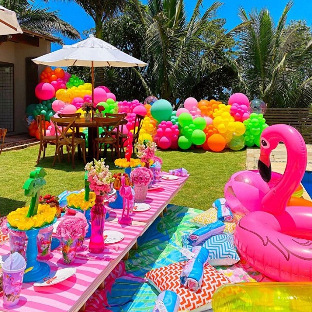 decoração Pool Party simples