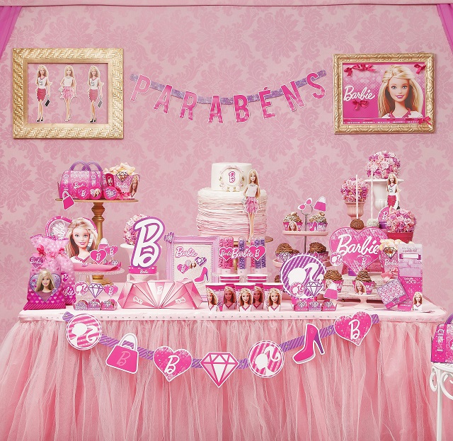 22 inspirações para uma festa de aniversário infantil com o tema Barbie