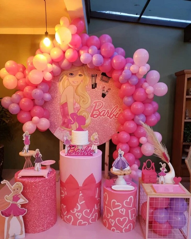 decoração da barbie simples e barata