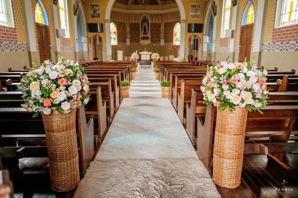 decoração de casamento na igreja