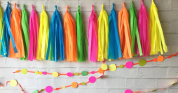 Decoração de Carnaval com Papel Crepom: 25 Ideias Inspiradoras