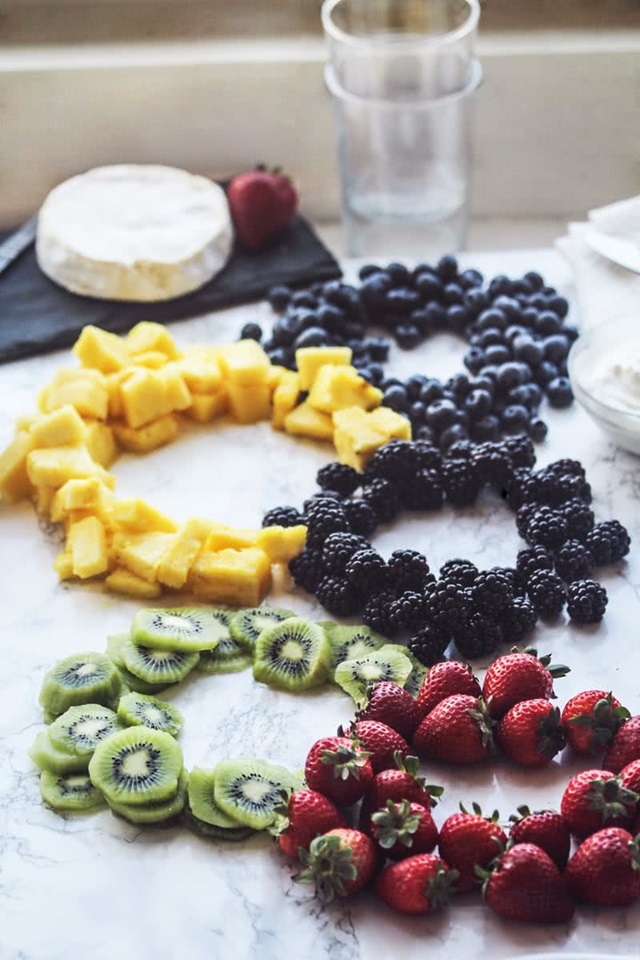 como fazer mesa de frutas