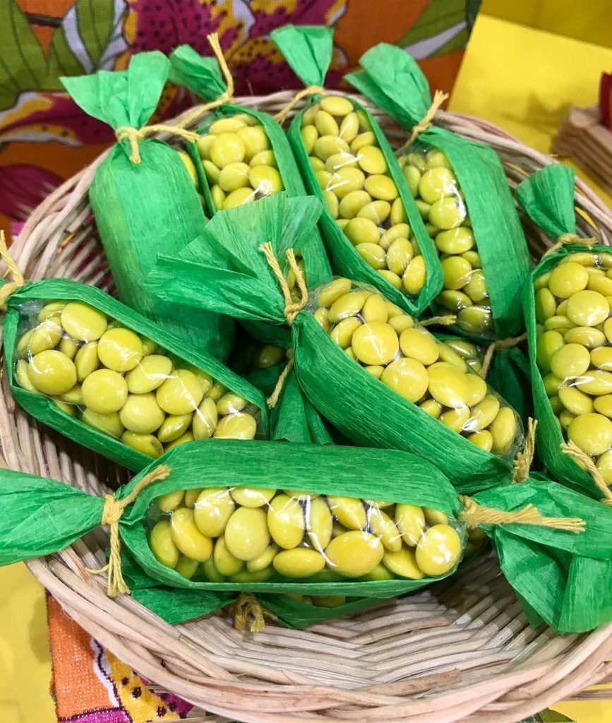 como fazer enfeite de milho para festa junina