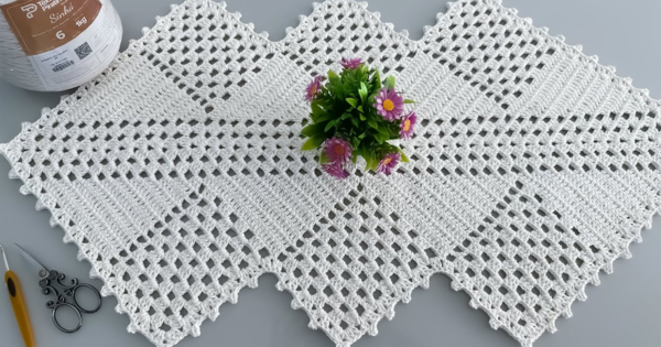 Trilhos de Mesa de Crochê: Passo a Passos + Gráficos Grátis