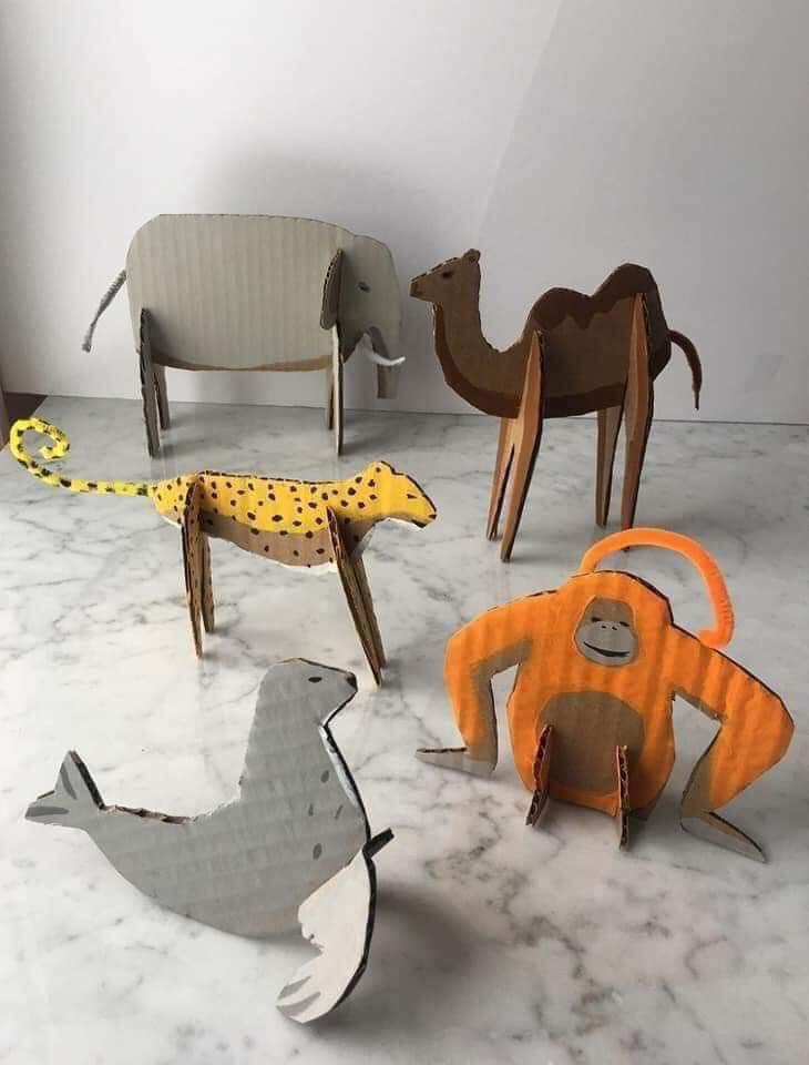 animais de papelão